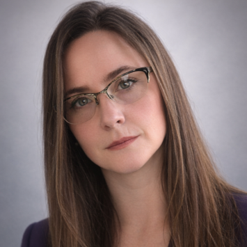 Headshot of Jessica MacLeod